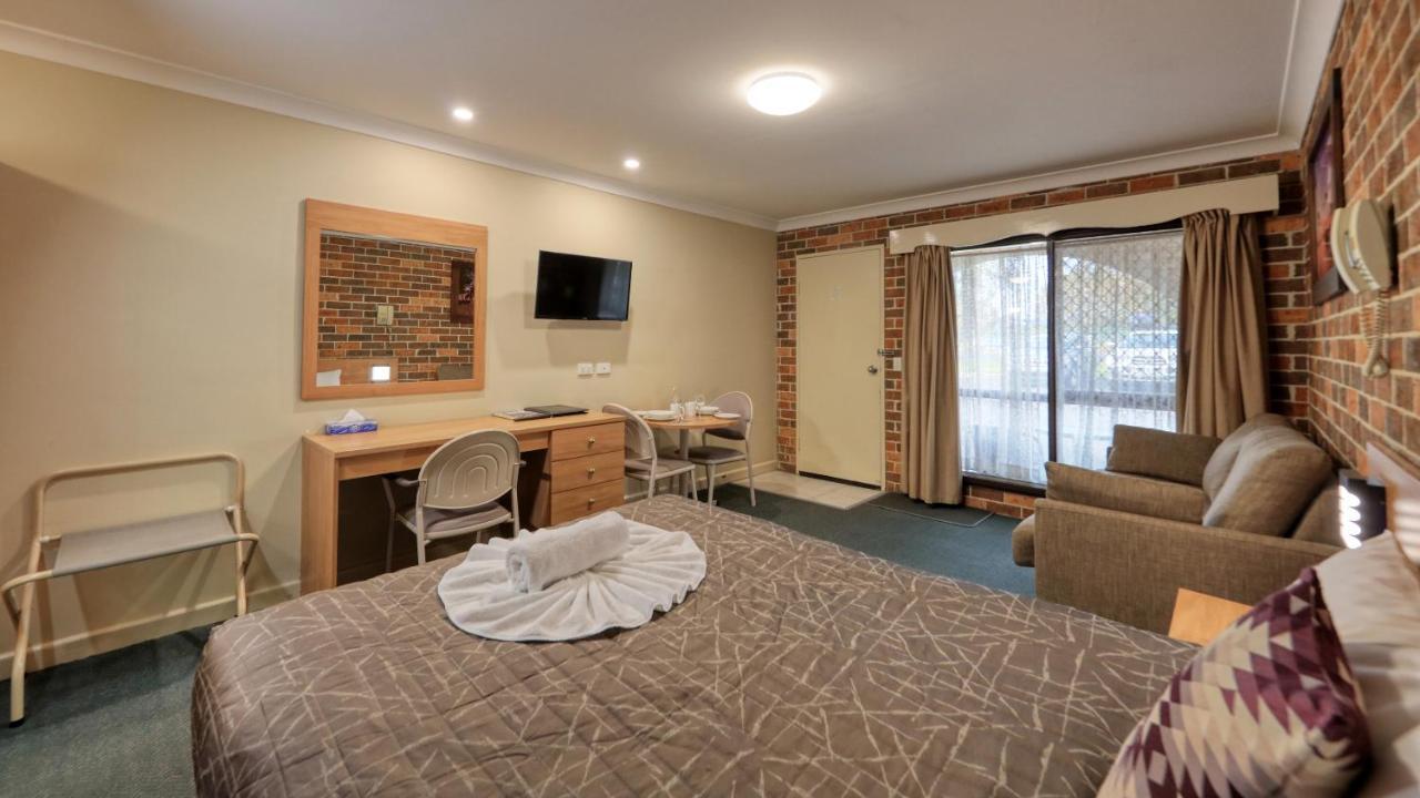 Forest Lodge Motor Inn & Restaurant Dubbo Ngoại thất bức ảnh