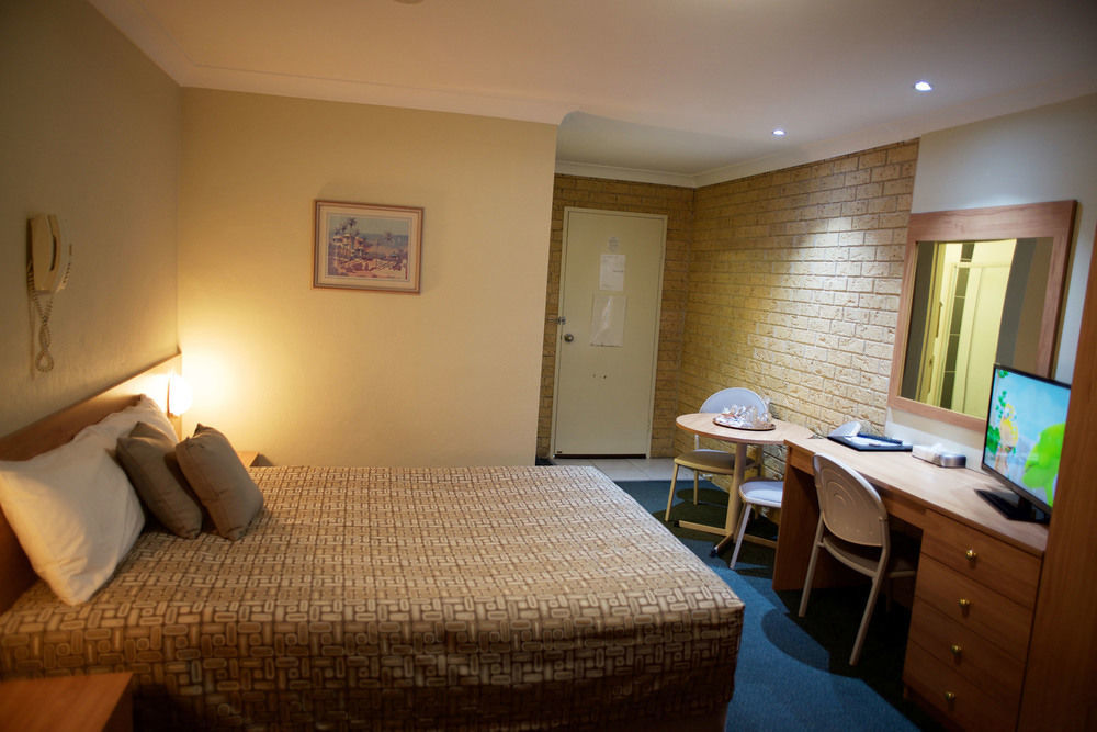 Forest Lodge Motor Inn & Restaurant Dubbo Ngoại thất bức ảnh